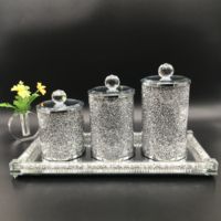 Vente en gros Plateau de service décoratif pour mariage, restaurant, café, maison, miroir en cristal bling avec décoration en diamant écrasé