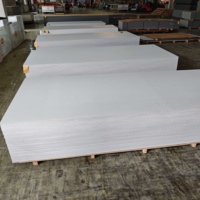 Panneau composite en aluminium revêtu de PVDF, aspect marbre ivoire, 4 mm, taille personnalisée pour la décoration de façade d'entrée
