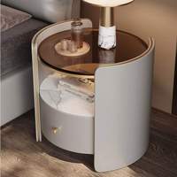 Table de chevet beau design nouveau style avec dessus en verre prix de gros meuble de table de chevet de chambre à coucher de luxe blanc crémeux personnalisé