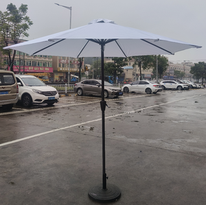 Paraguas de playa blanco y negro Tuoye Sombrillas de exterior Martini - Product Image 4