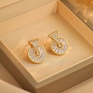 Pendientes de Botón con Circonitas Microincrustadas, Modernos y Elegantes para Mujer, Versátiles, Dinámicos, Estilo Coreano, Hechos de Cobre, para Regalo - Product Image 2