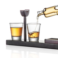 Ensemble de carafe à whisky en verre en forme de pistolet créatif avec 2 verres à liqueur et support