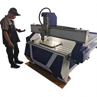 Offre Spéciale : Machine de découpe et de gravure CNC 1325 avec table à aspiration sous vide et moteur à 3 axes pour la fabrication de meubles