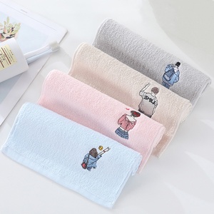 <span class=keywords><strong>Asciugamani</strong></span> all'ingrosso per il viso in cotone ricamato da ragazzo e da ragazza morbidi e assorbenti per la pulizia del viso per bambini - Product Image 4