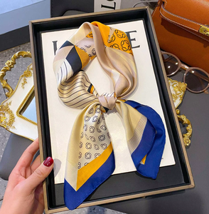 <span class=keywords><strong>Foulard</strong></span> carré en <span class=keywords><strong>soie</strong></span> et rayonne de 70 cm pour <span class=keywords><strong>femme</strong></span>, style japonais/coréen, rayé, élégant, en crêpe satiné imprimé, pour hôtesse de l'air - Product Image 5