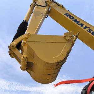 รถขุดมือสอง KOMATSU PC70 ขนาด 7 ตัน ประสิทธิภาพสูง กำลังแรง ราคาดี พร้อมจำหน่าย ประกอบด้วยมอเตอร์และชิ้นส่วนเครื่องยนต์หลัก - Product Image 4