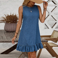 Robes midi en jean pour femmes, design tendance été 2026, décontractées, sans manches, col rond, simple, avec décoration de boutons, ourlet à volants