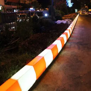 Fazer na china plástico solar luz curbstone led pedra de curvatura