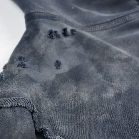Streetwear de rue principale OEM, sweat à capuche vintage uni déchiré lavé à l'acide avec appliques personnalisées pour hommes
