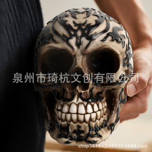 Figura Decorativa de Calavera con Patrón de Llamas para Halloween, Artesanía de Resina, Decoración para Interiores del Hogar y Entrada - Product Image 2