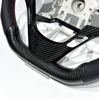 Volant à 3 branches en fibre de carbone noir brillant avec ligne centrale rouge pour Hyundai Genesis Coupé 2011-2013