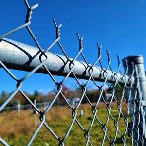 <b>Cheap</b> Hot Selling Sports Game Fences 50ft 9 Gauge <b>Chain</b> Link Fence <b>Chain</b> Link Fencems - Product Image 3