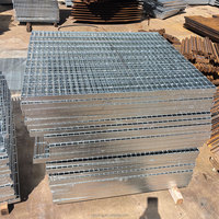 Plateforme de passage industrielle en acier galvanisé à chaud, durable, résistante à l'eau et anti-corrosion pour bâtiments