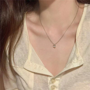 Collana girocollo con ciondolo a forma di ciliegia per donna, design a frutta, gioielli alla moda, regalo per l'uso quotidiano - Product Image 6