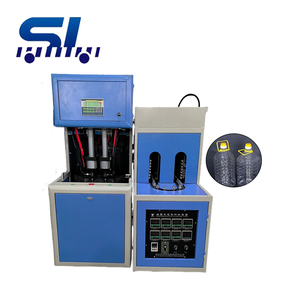 آلة نفخ شبه أوتوماتيكية فعالة من حيث التكلفة بفتحة واحدة وتجويفين لإنتاج زجاجات البلاستيك PET على نطاق صغير - Product Image 2