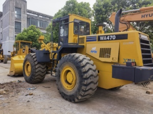 Chargeuse sur pneus Komatsu WA470-6 d'occasion, bon état de fonctionnement, haute qualité, capacité de la benne de 4,2 m, puissance de 203 kW, importée du Japon, en vente - Product Image 3