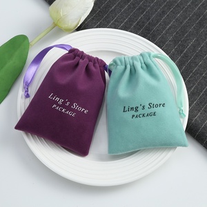 Bolsa de Embalaje de Joyería de Lujo para Mujer de 7*9 cm, Bolsa de Terciopelo Grueso Personalizada con Logotipo, Mini Bolsillo para Proyector - Product Image 3