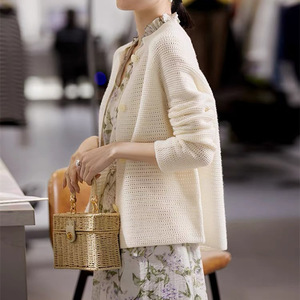 Thời Trang Phụ Nữ Mùa Thu Mới Đến Phù Hợp Với Cổ Áo Dài Tay Áo Mở Ngực Phụ Nữ Ngắn Áo Len Áo Khoác - Product Image 3