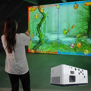 Sn4000 phổ biến AR tương tác tường tăng cường thực tế Máy chiếu 3D tương tác Trò chơi bắn súng tất cả trong một máy trong nhà 60 trò chơi - Product Image 2
