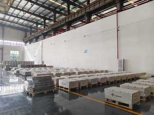 Batería de Litio de Pared con Garantía de 10 Años y Más de 8000 Ciclos para Sistemas de Almacenamiento de Energía Doméstica - Product Image 3