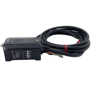 Amplificateur Keyence CZ-V1, unité principale, module NPN, 52V 10A, 100% neuf, en stock, avec garantie d'un an - Product Image 4