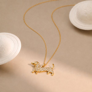 Lindo Collar de Perro Dachshund con Diamantes Incrustados, Chapado en Oro PVD de 14k y 18k, de Acero Inoxidable 316L, Resistente al Agua, para Mujer - Product Image 3