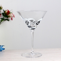 Cercle rouge innovant blanc noir cercle jaune icône gobelet en verre à pied verre à Martini tasse à vin Art