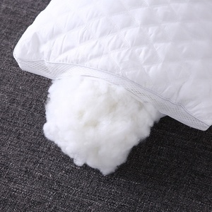 <span class=keywords><strong>Oreiller</strong></span> d'hôtel en polyester durable, lavable en machine, antibactérien, avec logo Pillow Factory, emballage de literie - Product Image 2