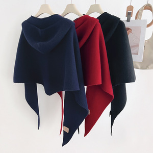 Écharpe en mélange de laine avec logo personnalisé, couleur unie, tricotée, châle triangulaire à capuche, ensemble bonnet et écharpe d'hiver, vente en gros d'usine - Product Image 2