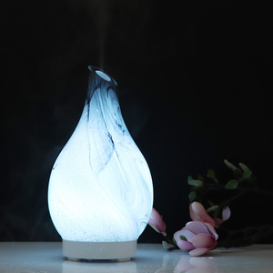 Difusor de Aromas y Humidificador de 0.5L, Tipo Niebla, Ambientador para Hogar y Oficina con Luz LED de Color Cambiante - Product Image 4