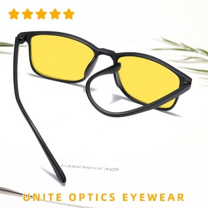 Gafas Ópticas Cuadradas Vintage al por Mayor de Fábrica, <span class=keywords><strong>Lentes</strong></span> Personalizadas en Rojo Anaranjado, Gafas con Bloqueo de <span class=keywords><strong>Luz</strong></span> <span class=keywords><strong>Azul</strong></span> <span class=keywords><strong>para</strong></span> Hombre y Mujer - Product Image 6