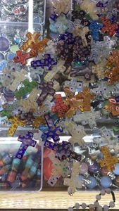 Pendentif en verre Millefiori 20x31x6mm avec attache en fer - Product Image 2