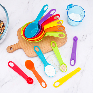 Juego colorido <span class=keywords><strong>de</strong></span> cucharas <span class=keywords><strong>medidoras</strong></span> <span class=keywords><strong>y</strong></span> <span class=keywords><strong>tazas</strong></span> <span class=keywords><strong>de</strong></span> plástico PP <span class=keywords><strong>de</strong></span> 12 piezas con escalas para hornear líquidos <span class=keywords><strong>y</strong></span> sólidos en la cocina - Product Image 6