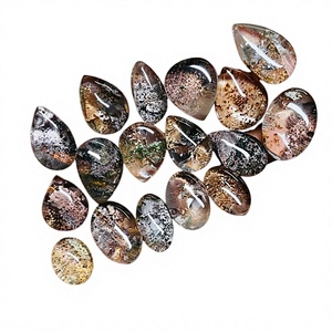 Venta al por mayor de gemas FAIJAN: Cuarzo de jardín natural curativo, cristales fantasma de lodolita de alta calidad, forma libre, grabado certificado - Product Image 1