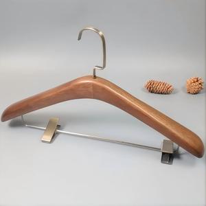 Perchas de Madera de Lujo con Acabado Lacado de un Solo Nivel <span class=keywords><strong>para</strong></span> Dormitorio y Sala de Estar con Instalación de Gancho - Product Image 1