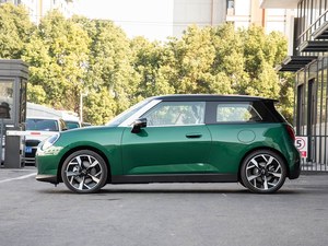 <span class=keywords><strong>MINI</strong></span> <span class=keywords><strong>Cooper</strong></span> <span class=keywords><strong>électrique</strong></span> 2026 463 km <span class=keywords><strong>COOPER</strong></span> <span class=keywords><strong>SE</strong></span> Artist : Puissance efficace et agilité - Product Image 6
