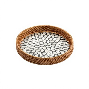 Plateau de service en rotin avec incrustations MOP, qualité supérieure, forme ronde, pour thé et café, à prix abordable - Product Image 1