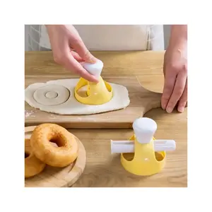 Hoge Kwaliteit Plastic Diy Cake Tools Bakbenodigdheden Keuken Bakkerij Donut Schimmel Desserts Broodsnijder Maker Cake Mal