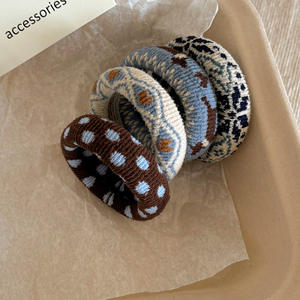 Juego de Bandas Elásticas para el Cabello de Alta Elasticidad y Diseño Minimalista para Mujer, Accesorio Duradero de Goma para Uso Diario - Product Image 3