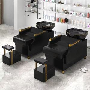 Sillón de Lavado de Cabello Reclinable Moderno Negro y Dorado con Lavabo de Cerámica para Salón de Belleza Profesional - Product Image 1