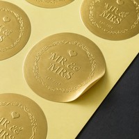 Étiquette autocollante dorée mate pour mariage, finition or doux élégante pour les sceaux d'invitation