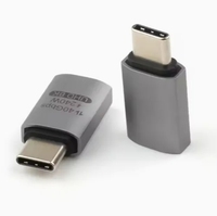 Adaptateur complet 8K 60HZ 240W USB C mâle à femelle