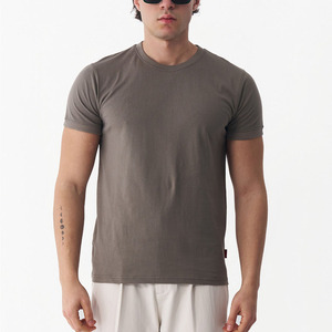 Camiseta de Manga Corta para Hombre, Color Sólido, Corte Regular, Cuello Redondo, Informal, de Algodón, para Verano, Uso al Aire Libre, Moderna y Elegante - Product Image 1