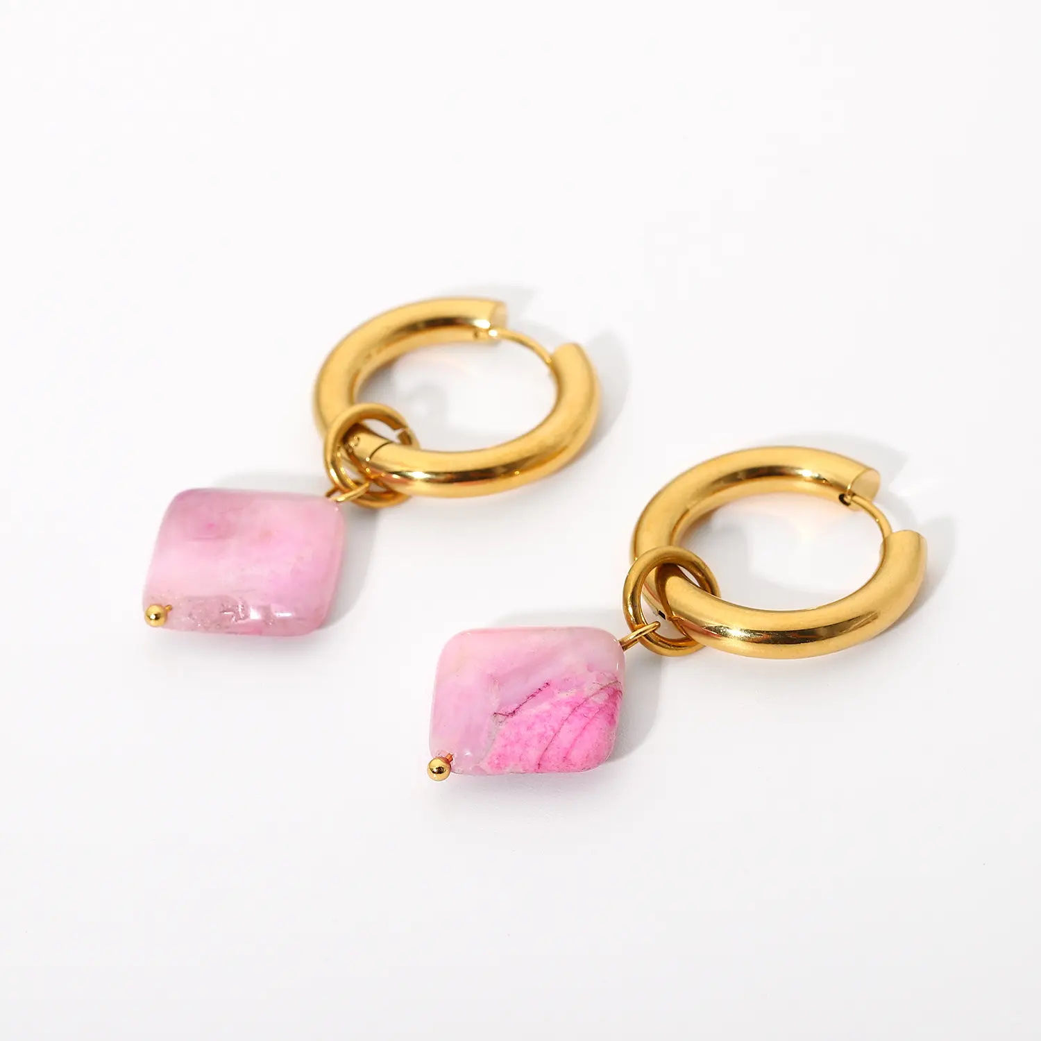 Anting-anting Hoop Mini emas 14k trendi perhiasan anting-anting Huggie liontin batu alam persegi mawar merah muda untuk wanita