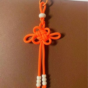 Llavero de nudo chino tejido, color naranja, poliéster, artesanía manual, colgante portátil para bolso, colgante para llaves de coche - Product Image 1