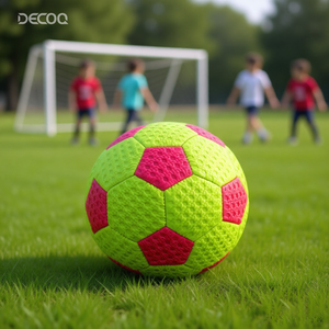 Ballon de football souple pour enfants taille 5, léger en cuir PU, pour l'entraînement des jeunes, des enfants et des tout-petits, prix de gros usine - Product Image 4