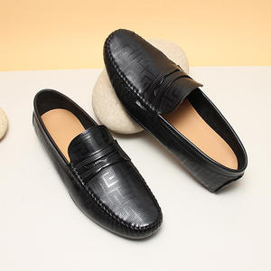 Zapatos de Hombre de Piel Genuina de Alta Gama, Diseño Slip-on con Punta en Pico, para Oficina y Ocio, Tendencias de Moda Otoñales - Product Image 4