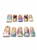 Ongles en gel artisanaux de luxe, style Y2K, rose pastel estival, avec fleurs 3D, papillons transparents, strass AB et perles, effet éclatant