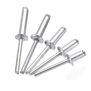 Machine de fabrication de vis à rivets aveugles à grande vitesse et entièrement automatique - Product Image 4