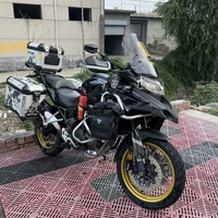 Moto de tourisme tout-terrain Benelli TRK502X d'occasion, essence, 500 cm³, refroidissement liquide, bicylindre, 6 vitesses, ABS